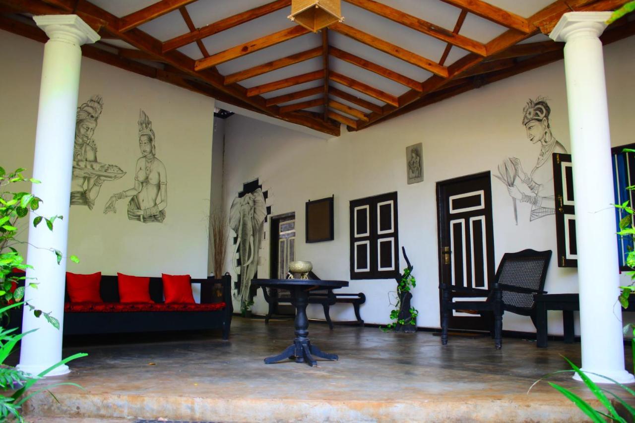 The Courtyard Villa Sigiriya Exterior foto